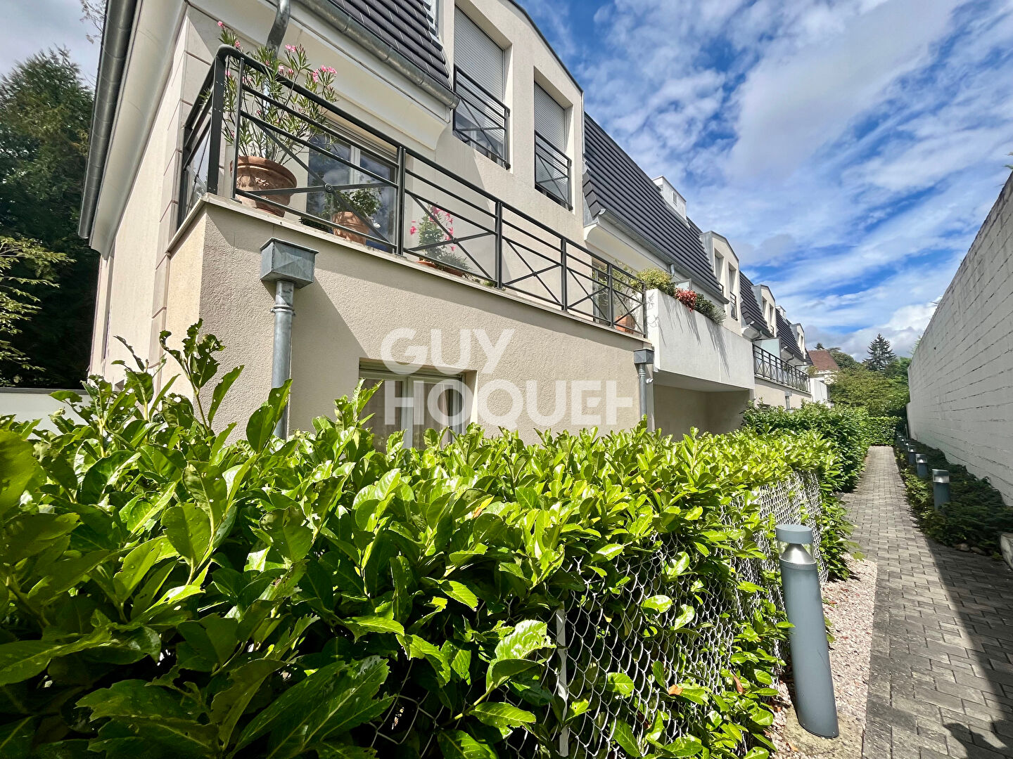 Charmant T1 bis de 32m² avec terrasse et garage Quartier Montchapet, Dijon