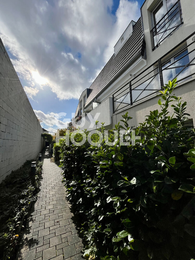 Charmant T1 bis de 32m² avec terrasse et garage Quartier Montchapet, Dijon