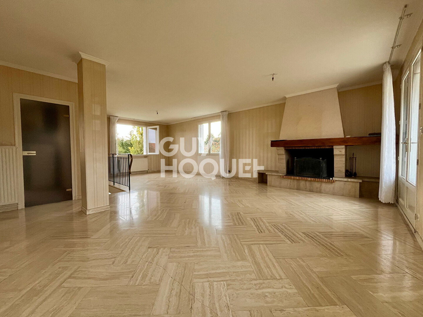 EXCLUSIF à BINGES, Belle maison familiale de 7 pièces, à 20 minutes de DIJON