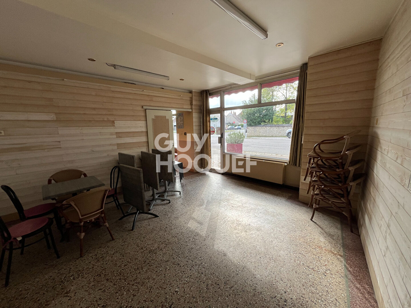 FONDS DE BAR BRASSERIE BRAZEY EN PLAINE