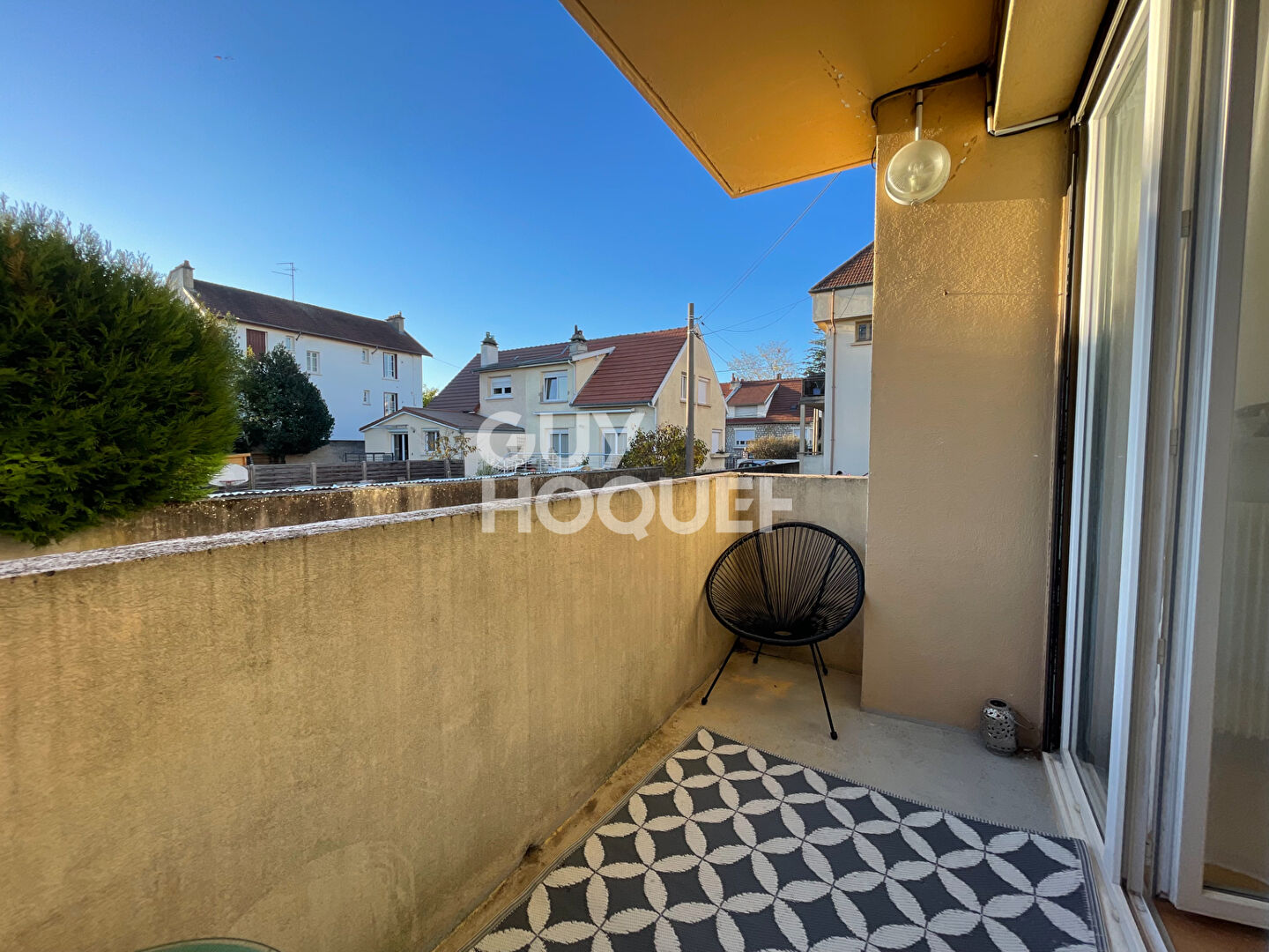 QUARTIER JOFFRE : T3 MEUBLE AVEC GARAGE