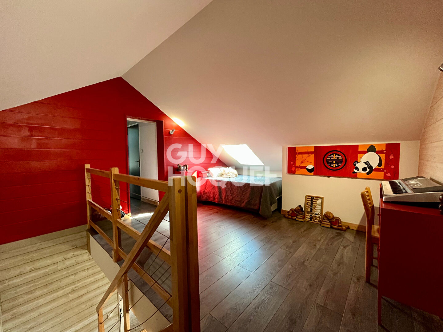 Appartement type loft de 165 m² dans le village de SAVOUGES