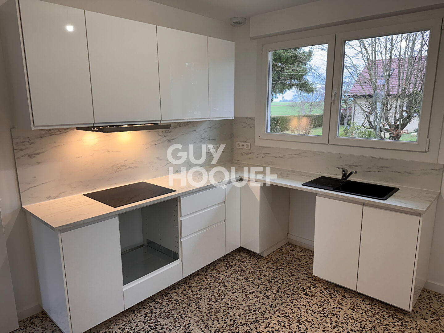 BEIRE LE CHATEL : Maison  T5 - 104 m²