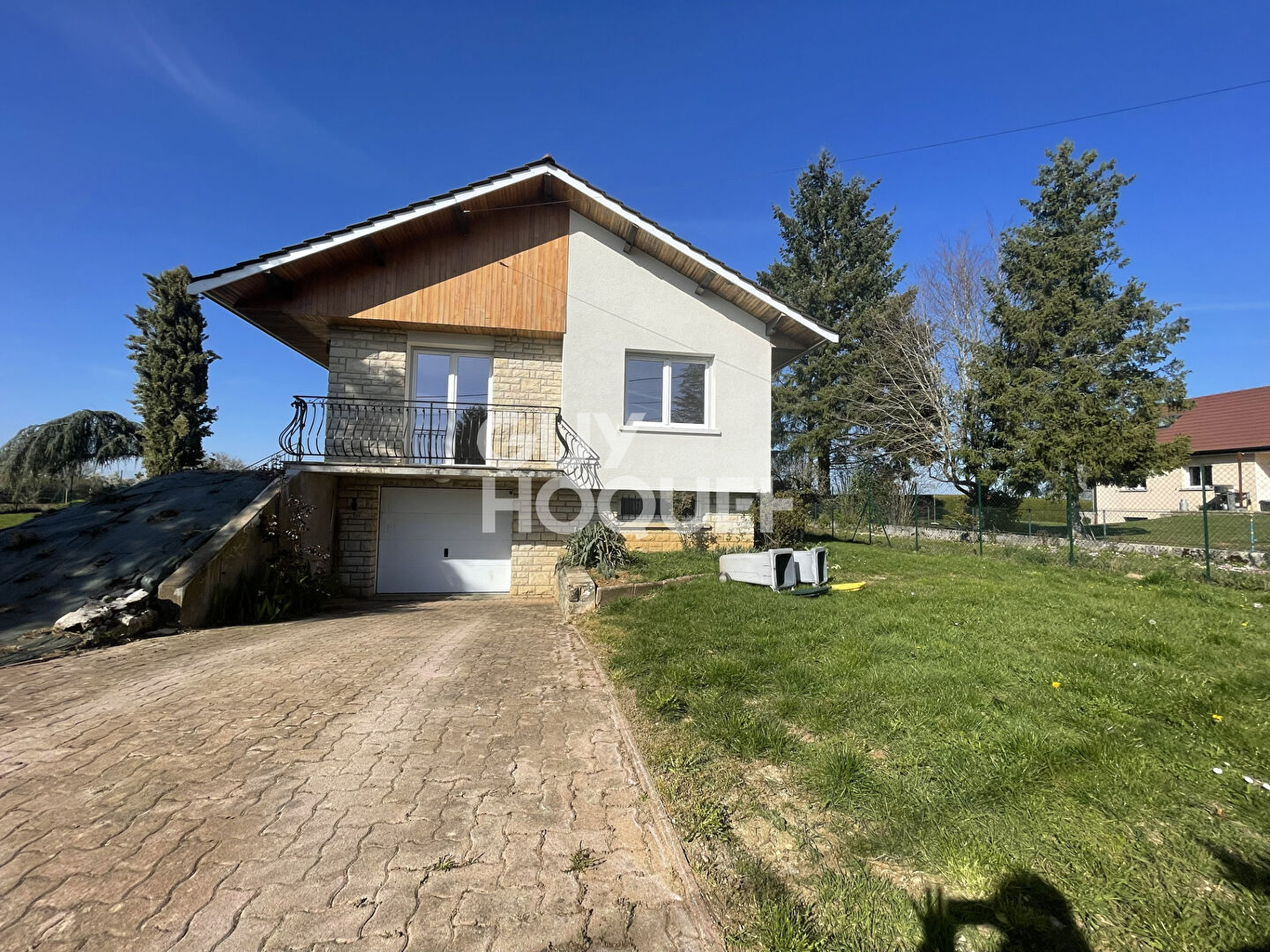 BEIRE LE CHATEL : Maison  T5 - 104 m²