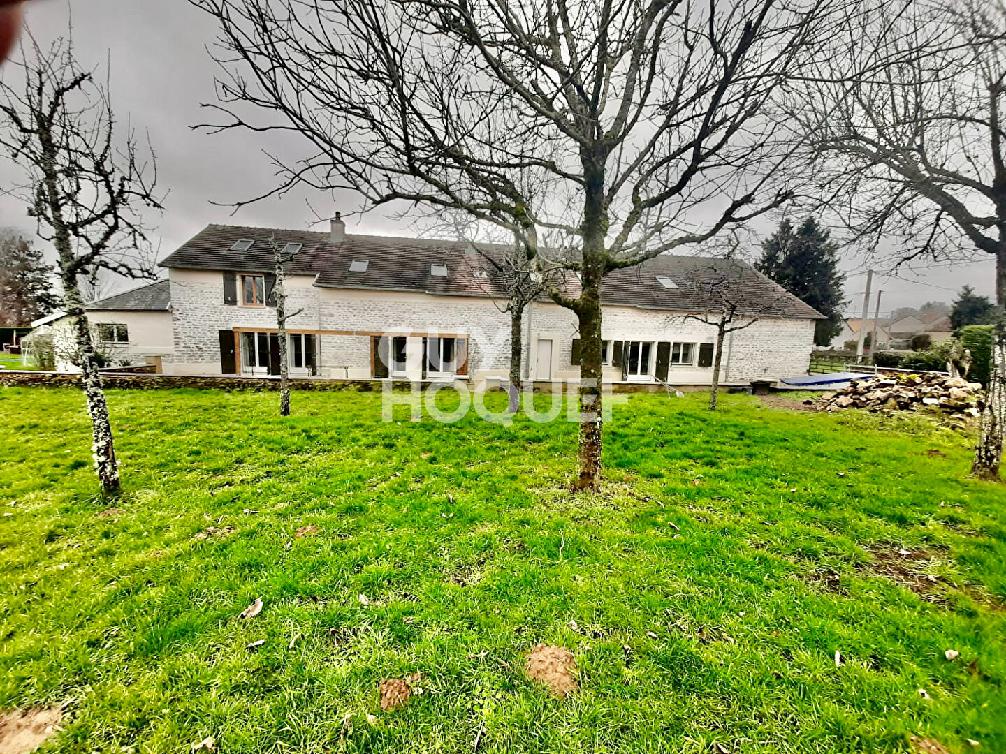 MORVAN - Ancien corps de ferme entièrement rénové dans une démarche durable