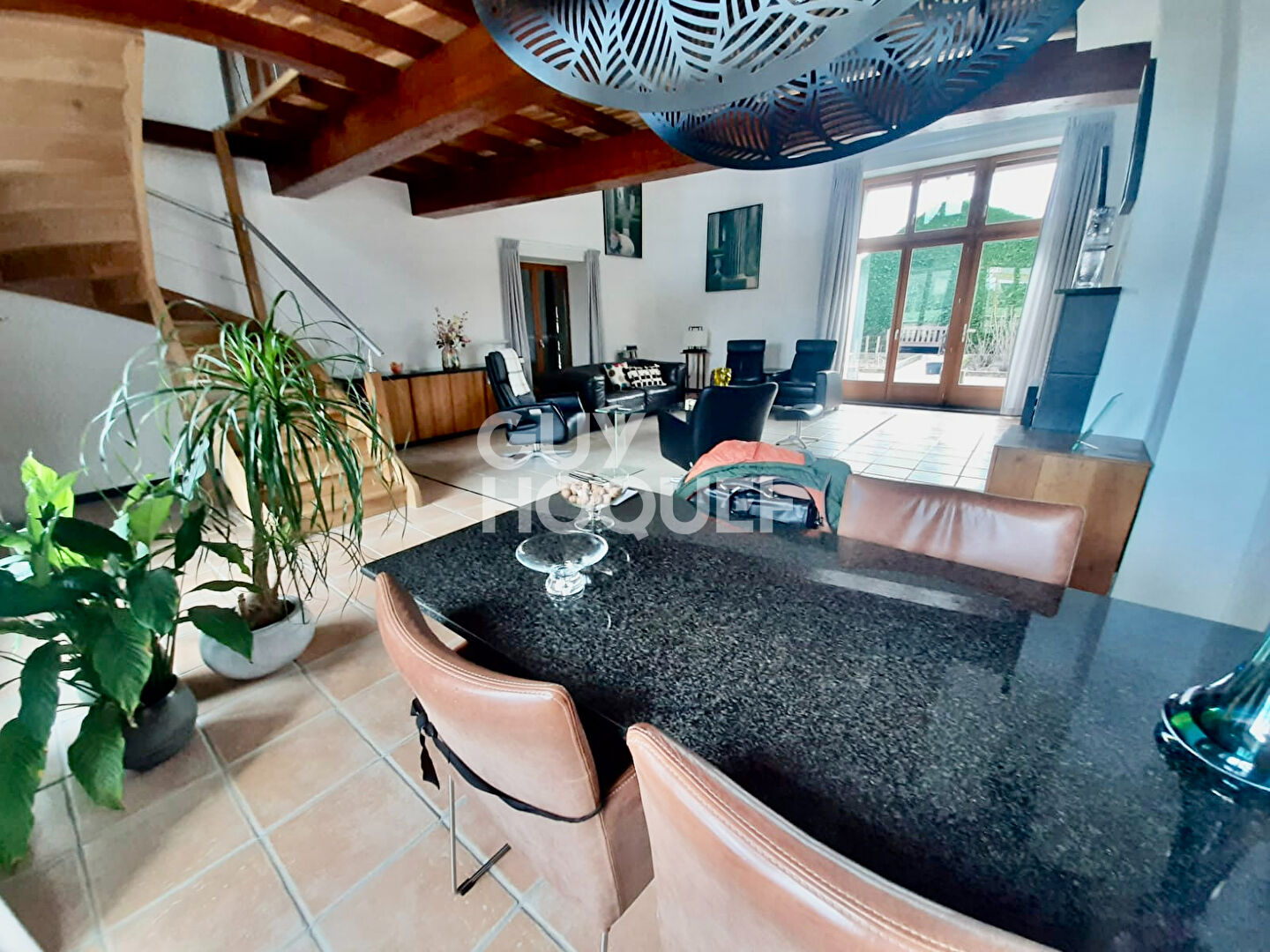 MORVAN - Ancien corps de ferme entièrement rénové dans une démarche durable