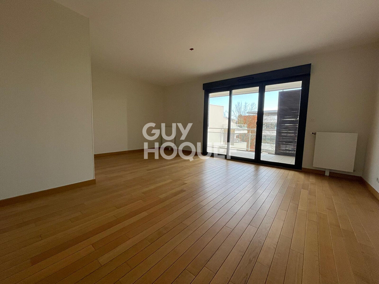 GRESILLES (Place Galilée) GRD T4 AVEC GARAGE 