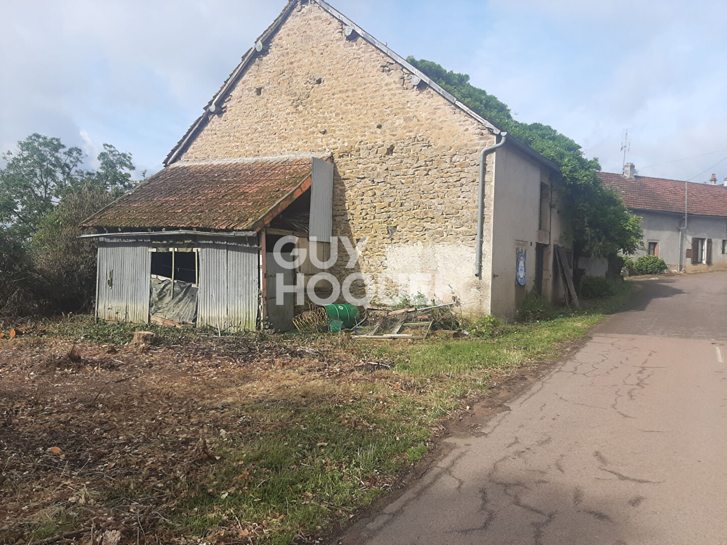 Grange de 100 m2 au sol