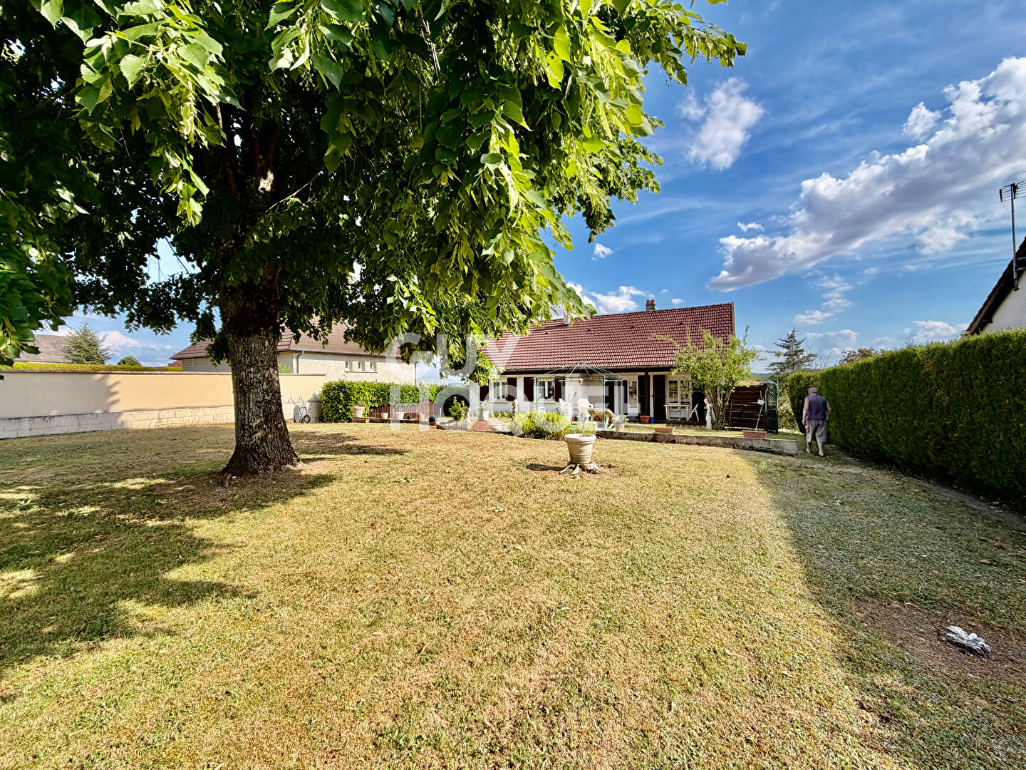 Maison à vendre à Til-Châtel - 6 pièces, 139 m², terrain 1396 m²
