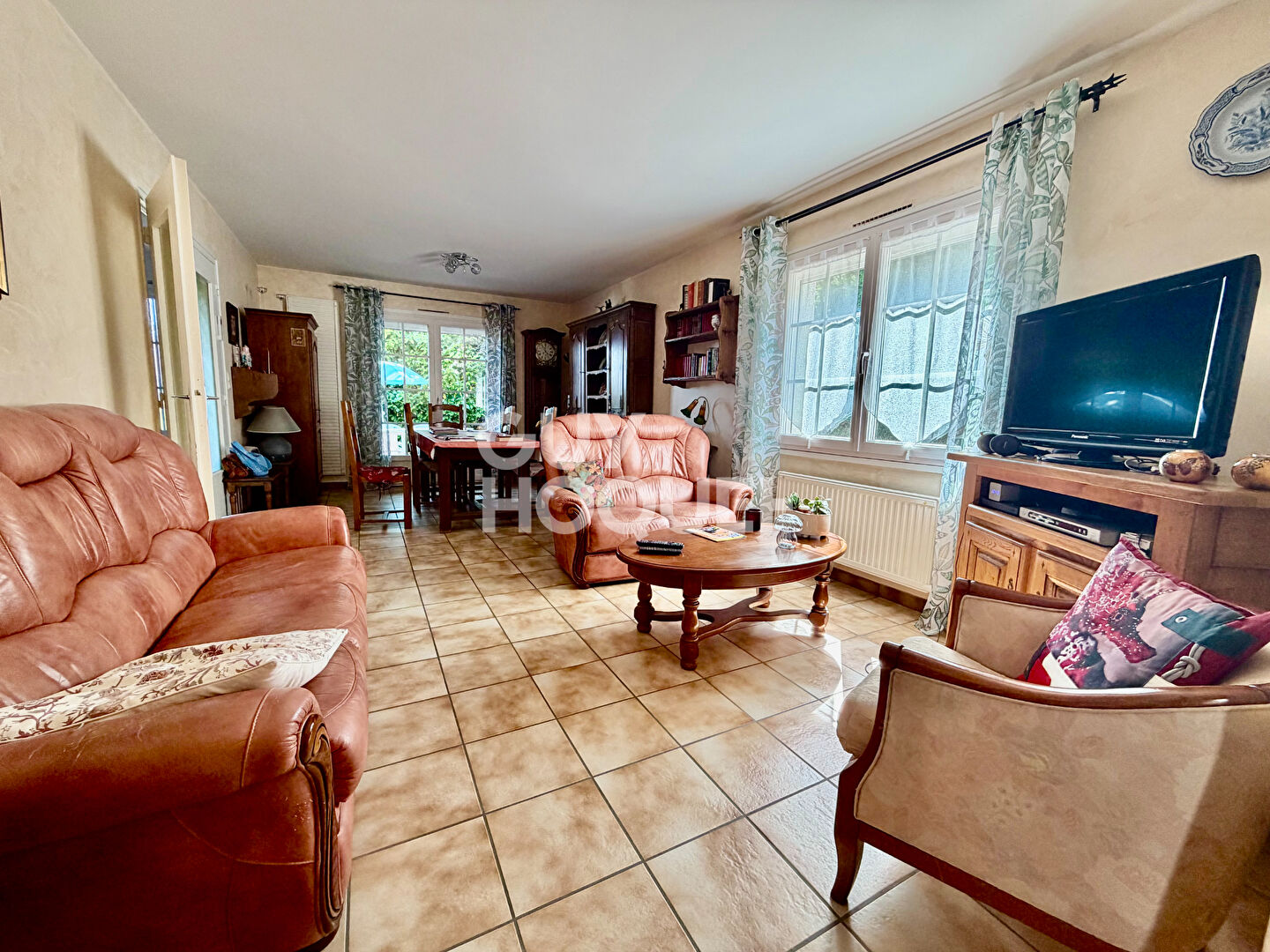 Charmante maison 5 pièces à vendre à Corcelles-les-Monts - 320 000 