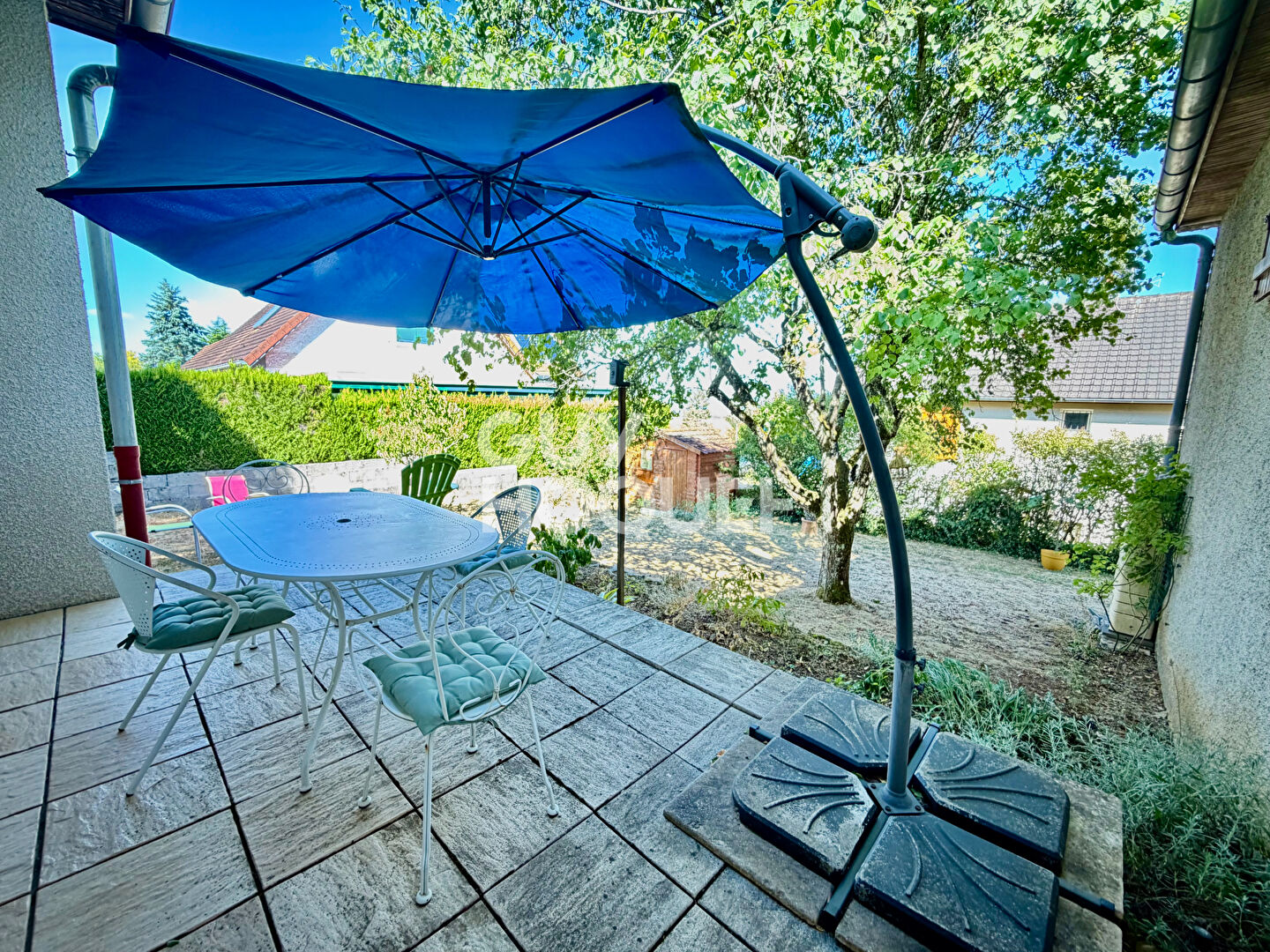 Charmante maison 5 pièces à vendre à Corcelles-les-Monts - 320 000 