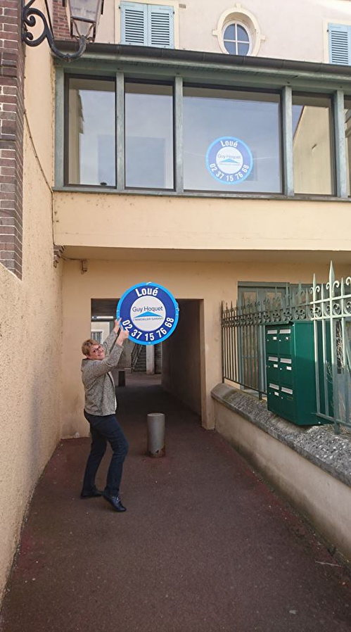 L'AGENT GUY HOQUET EN MISSION LOCATION !