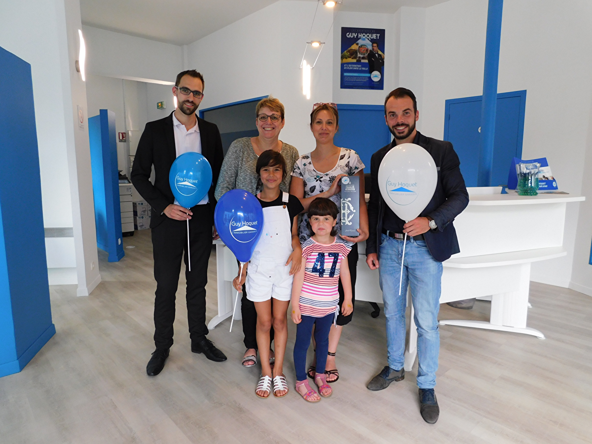 REMISE DE PRIX - JEU CONCOURS OUVERTURE DE L'AGENCE