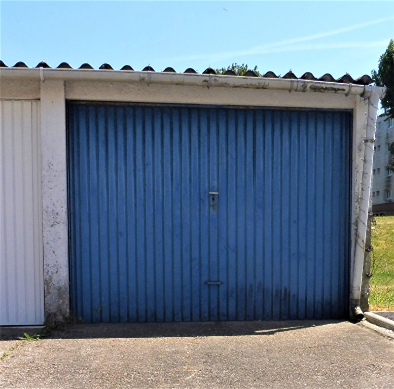 Parking / box  15 m2