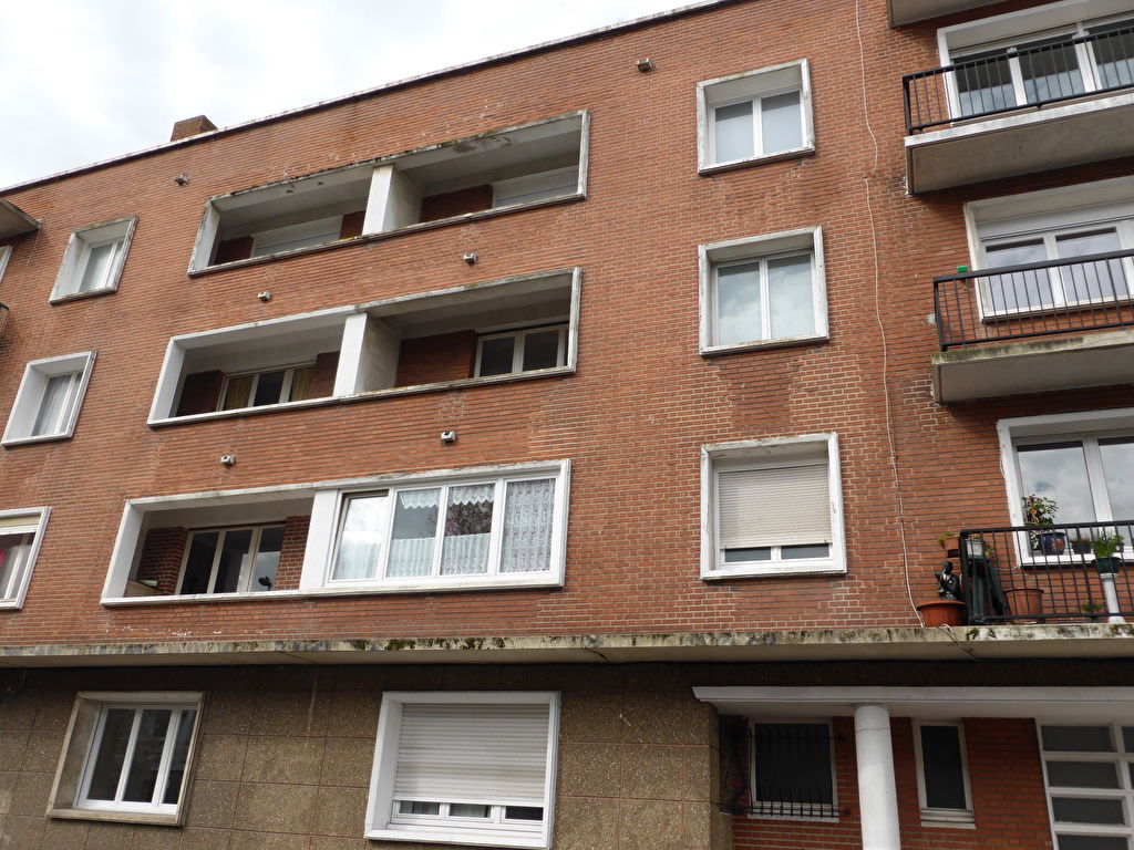 APPARTEMENT T2 AVEC TERRASSE OUEST