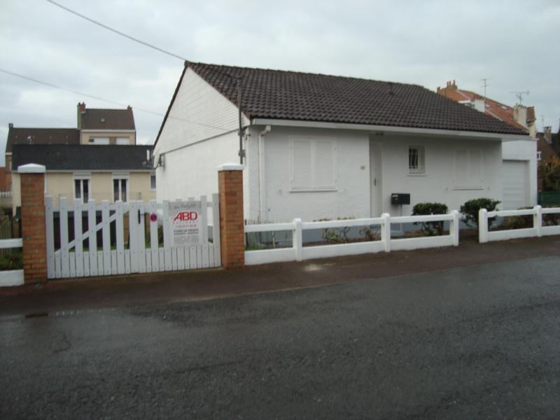 PAVILLON INDIVIDUEL SUR 400 M2 DE TERRAIN A DEUX PAS DE LA MER