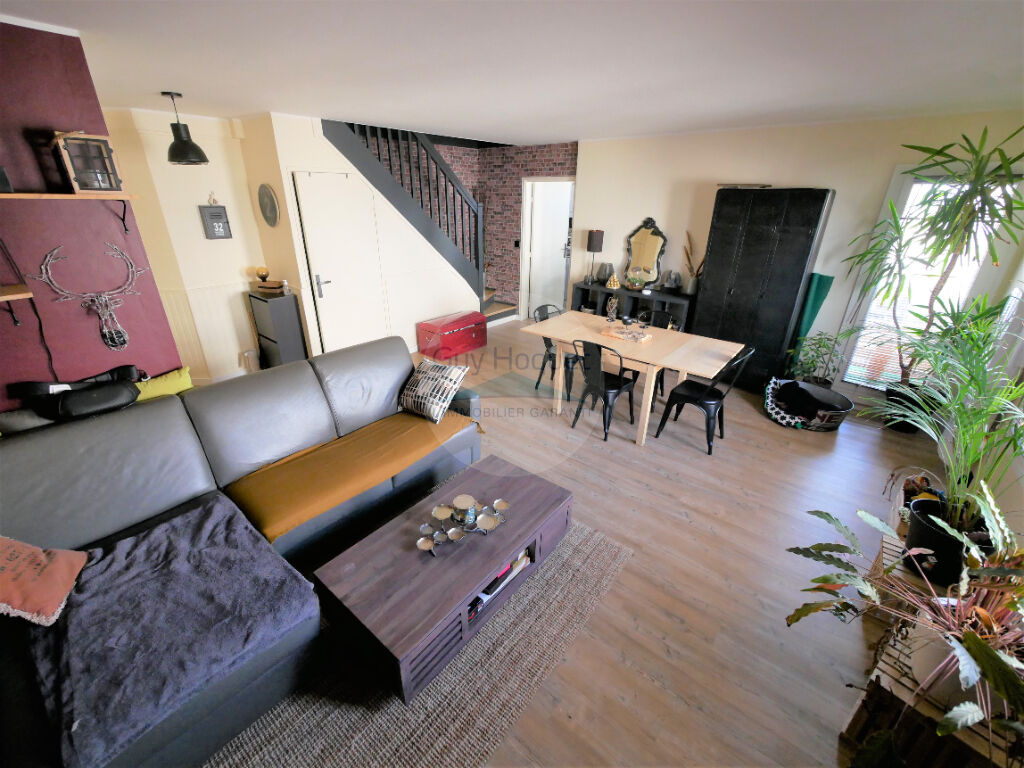GARE DE CERNAY- DUPLEX  dernier étage - 3 chambres + Terrasse, Balcon et Box en sous-sol