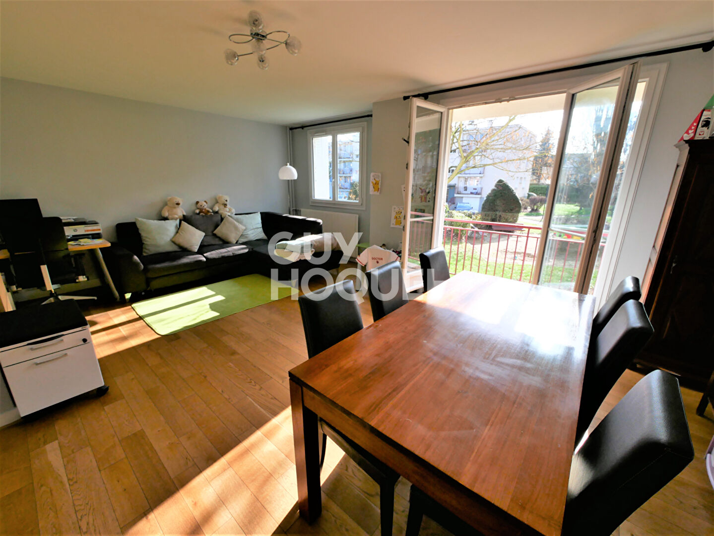6 min à pieds Gare Ermont-Eaubonne- Appartement 3 pièces-2 chambres- Balcons + BOX et cave !