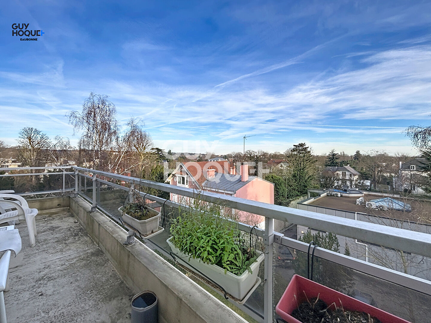 12 Minutes gare - F4 - 2 chambres - Box double