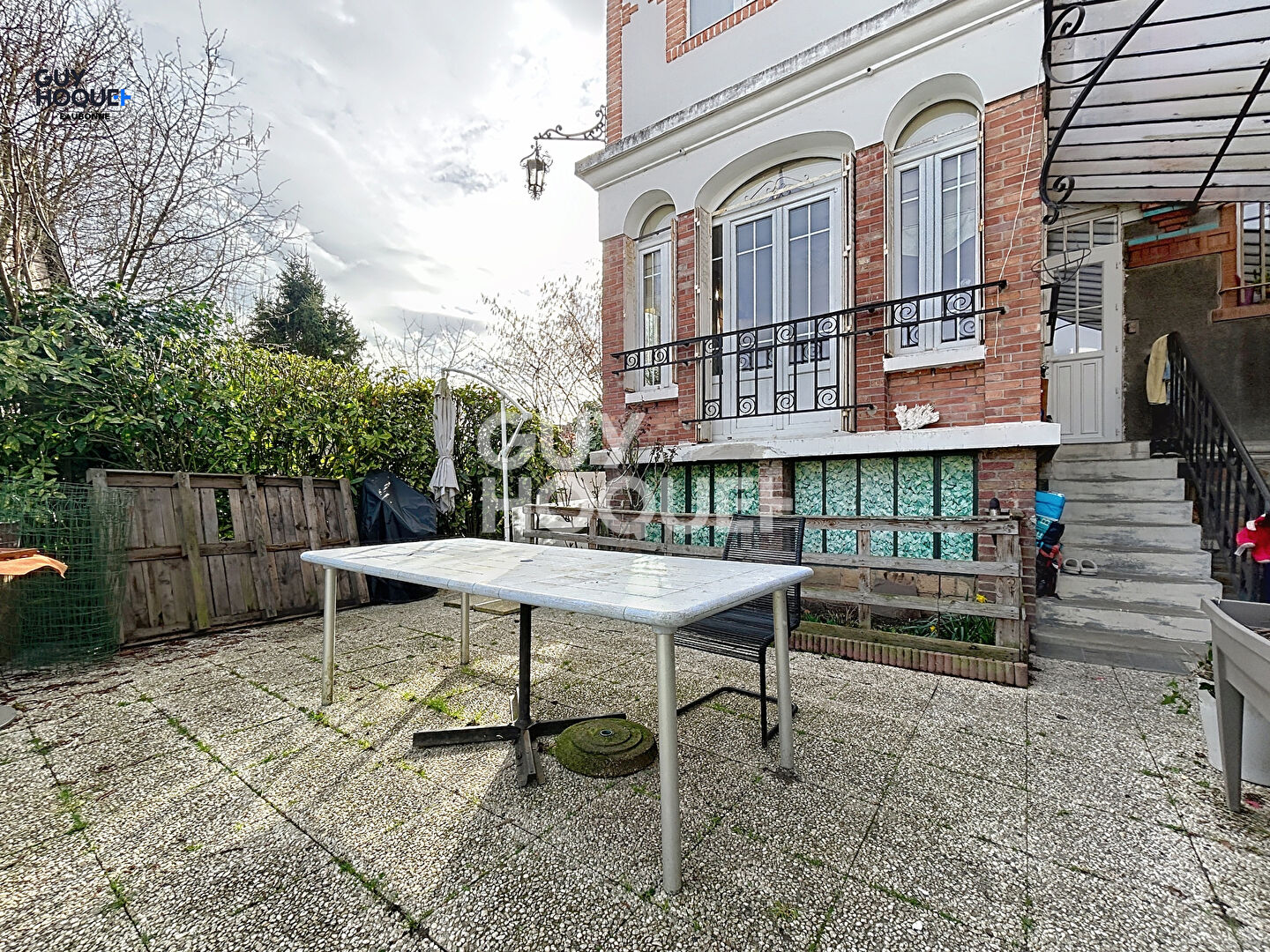 5 min Gare Ermont-Eaubonne : Maison 6 pièces 159 m2  - 4/5 chambres + bureaux + studio et salle de sport