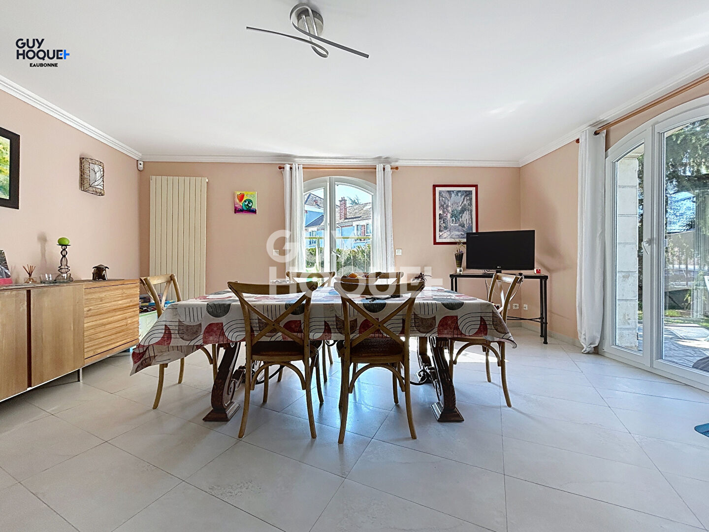 5 min Gare Ermont-Eaubonne: Maison MANSART de 186m² - 4/5chambres - Terrain de plus de 650m² proche écoles et commerces!