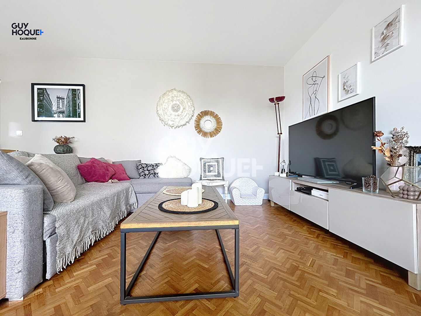 EAUBONNE 7 min Gare: Quartier Cerisaie- Jean Macé :Appartement 4 pièces 2 chambres 75m² - terrasse 13m² avec cave et Parking