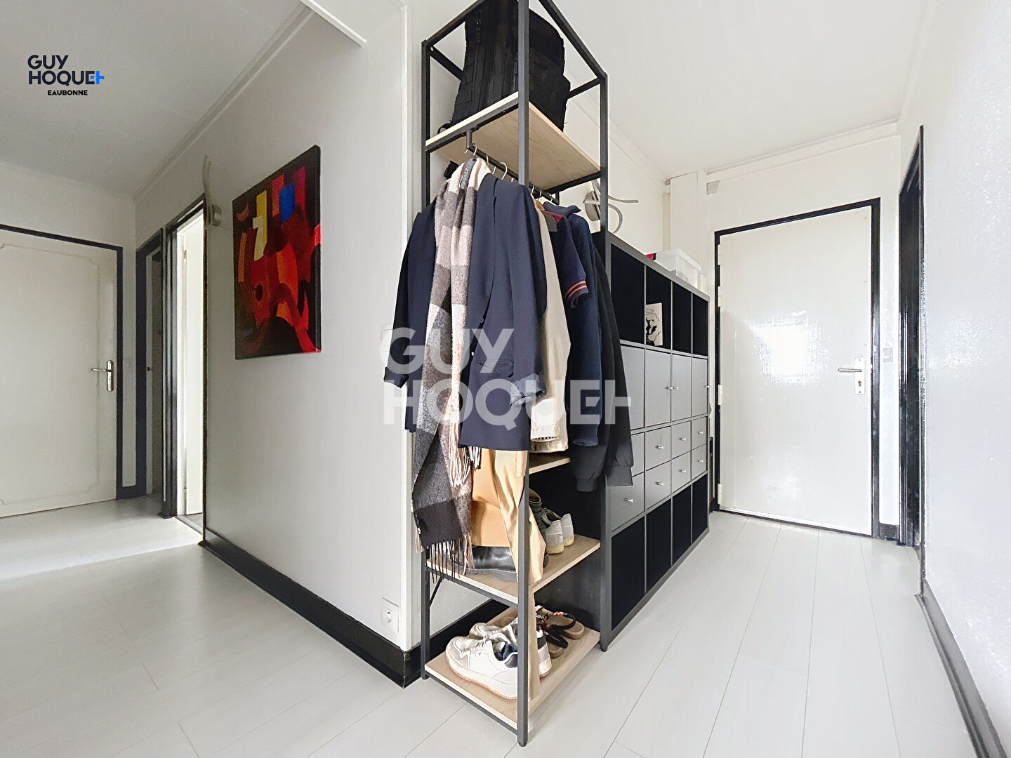 RAVALEMENT et isolation en cours et DEJA PAYÉS ( DPE à venir en C) !- Appartement DERNIER ETAGE 4 pièces 69m² - 3 chambres + cave