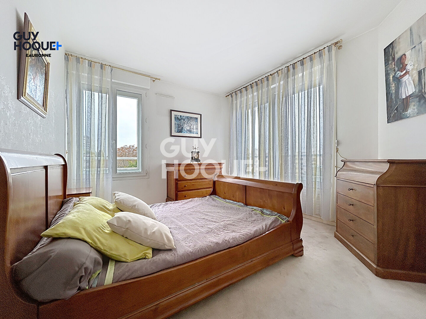 EAUBONNE Appartement 4 pièces 2/3 chambres 80m² avec Balcon - une cave et un double Box automobile