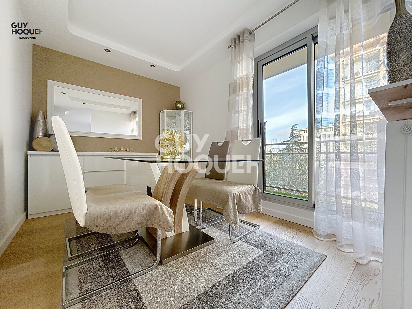 10 min Gare Ermont-Eaubonne :Appartement  DERNIER ETAGE :4 pièces de 81m² de 2/3 chambres - Quartier PAUL- BERT à Eaubonne