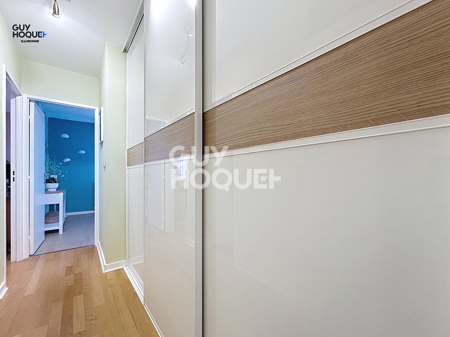 10 min Gare Ermont-Eaubonne :Appartement  DERNIER ETAGE :4 pièces de 81m² de 2/3 chambres - Quartier PAUL- BERT à Eaubonne