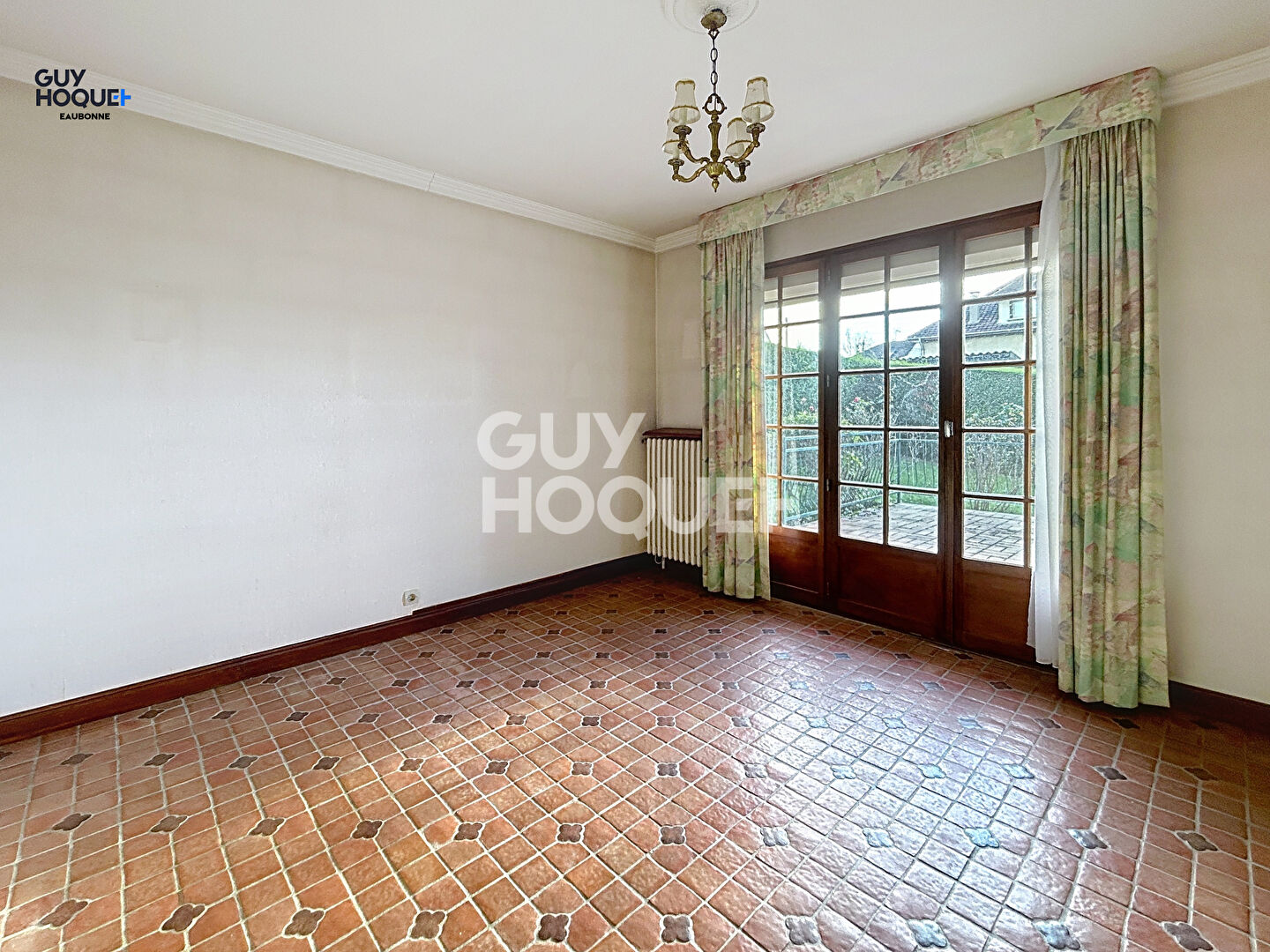 Maison - T6 - 4 chambres + bureau - Sous-sol total