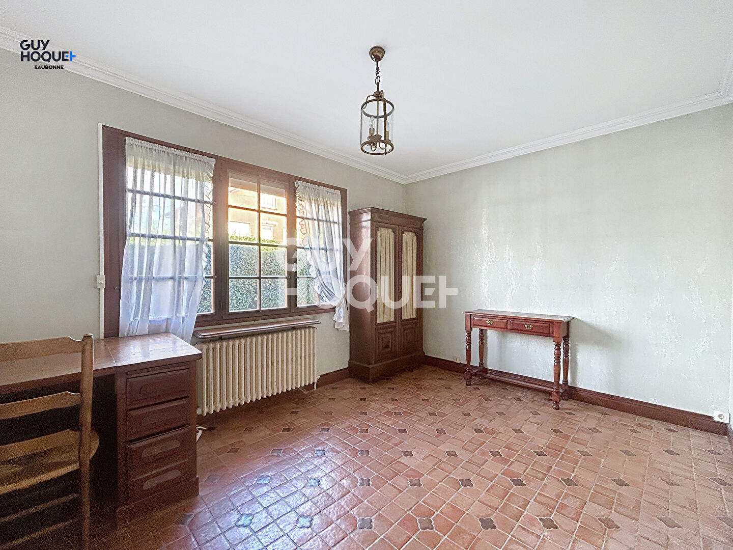 Maison - T6 - 4 chambres + bureau - Sous-sol total