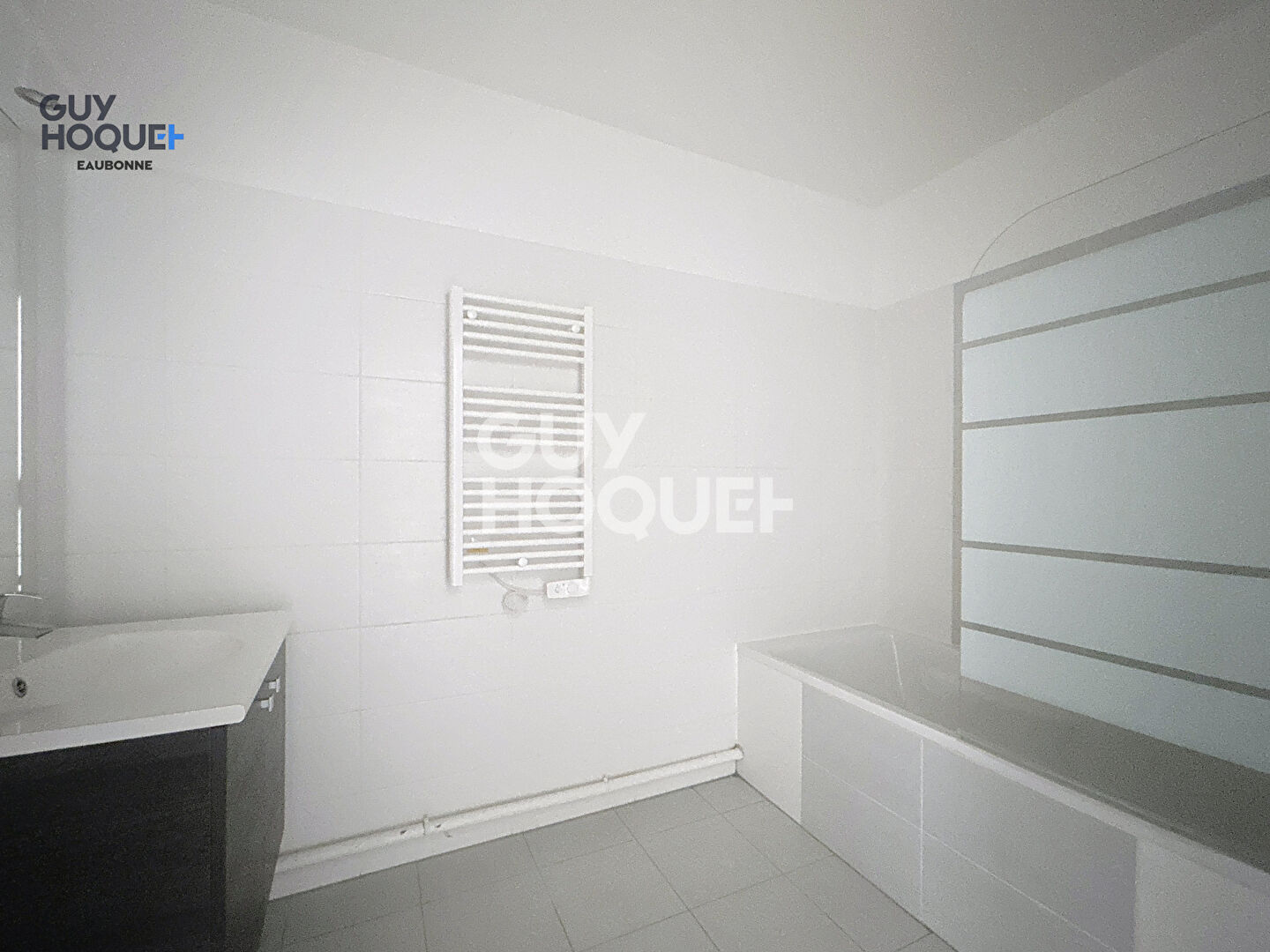 F3 - 1 Minute de la GARE ERMONT - EAUBONNE + Parking en sous-sol