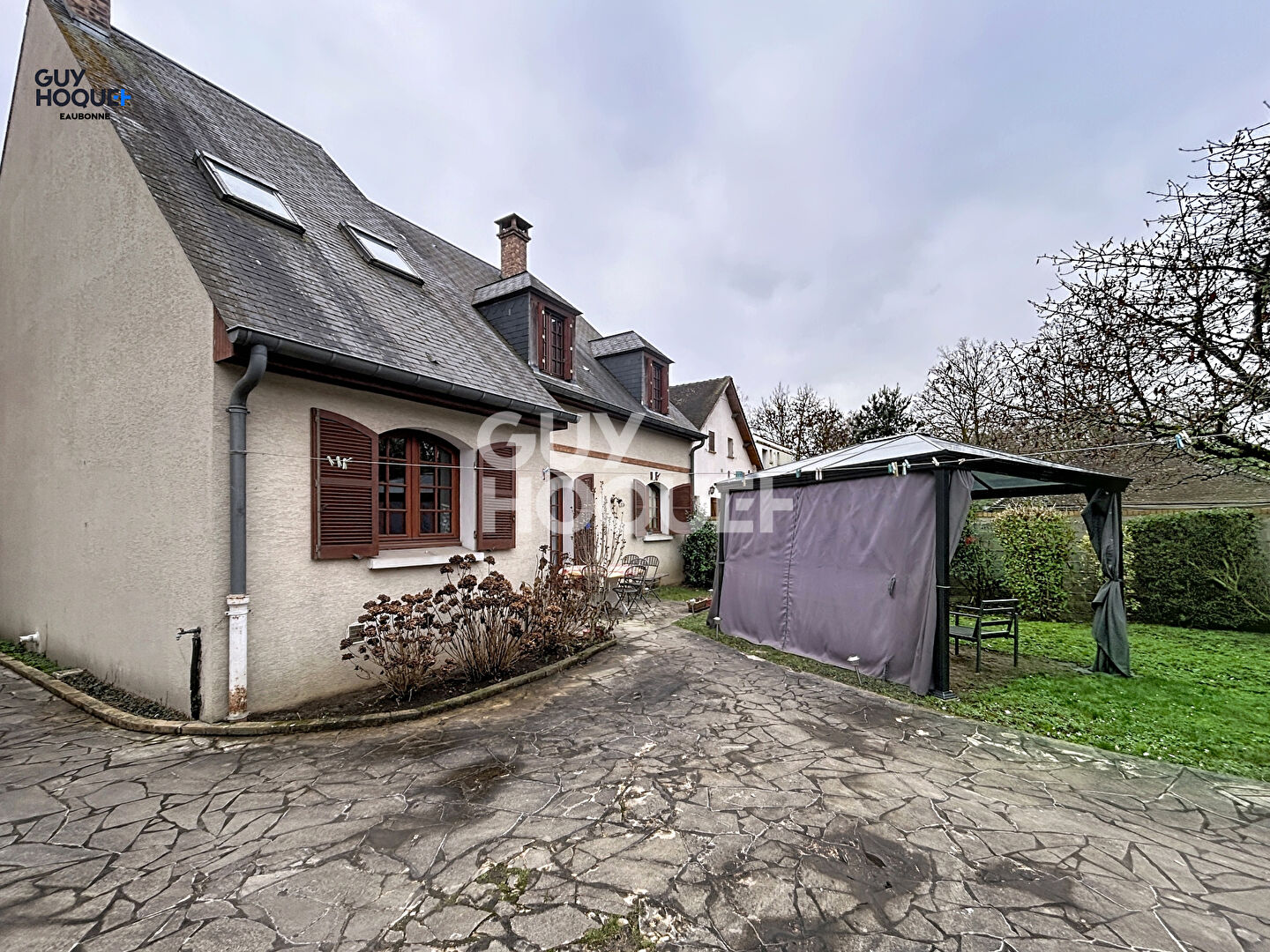 Maison Familiale- centre-ville  - 6 pièces + 2 bureaux