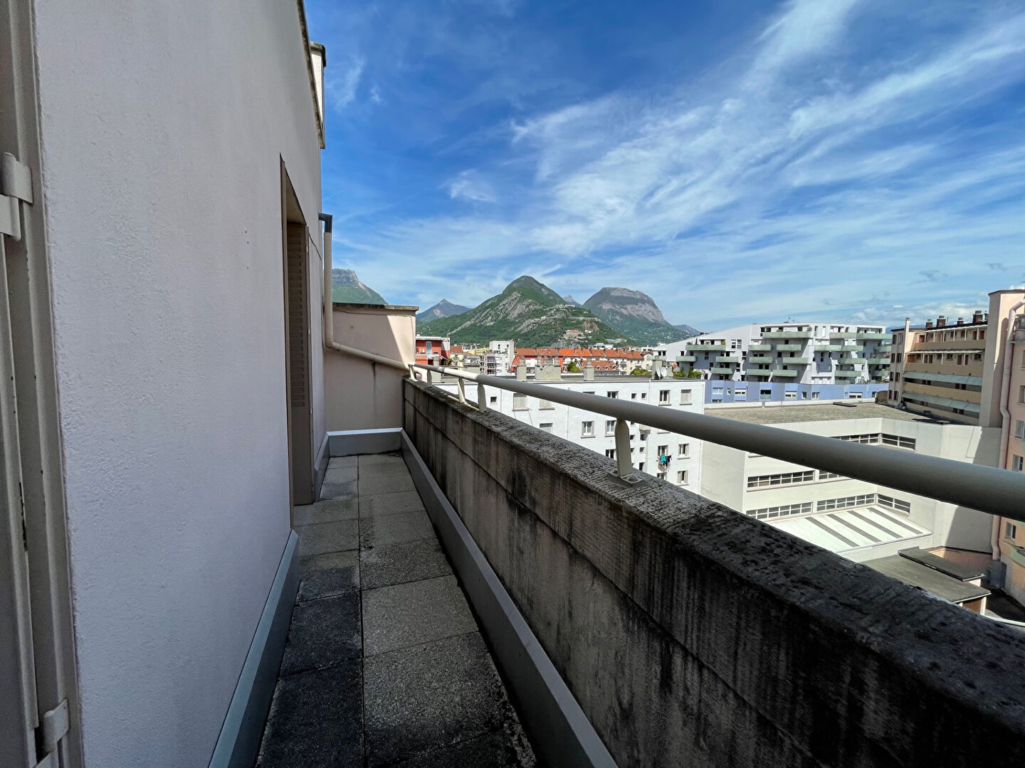 VENTE : appartement F2 (45 m²) à GRENOBLE