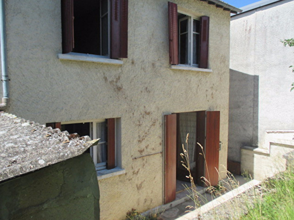 À vendre, maison 4 pièces d'environ 80 m² à BINSON ET ORQUIGNY (5170).