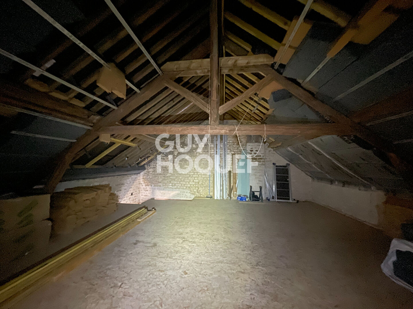 Maison à rénover au Mesnil-sur-Oger