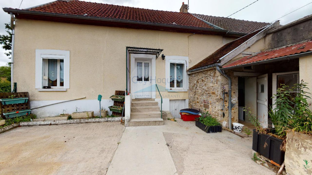 À vendre, maison 4 pièces d'une surface habitable de 90 m² au BAIZIL (51270).