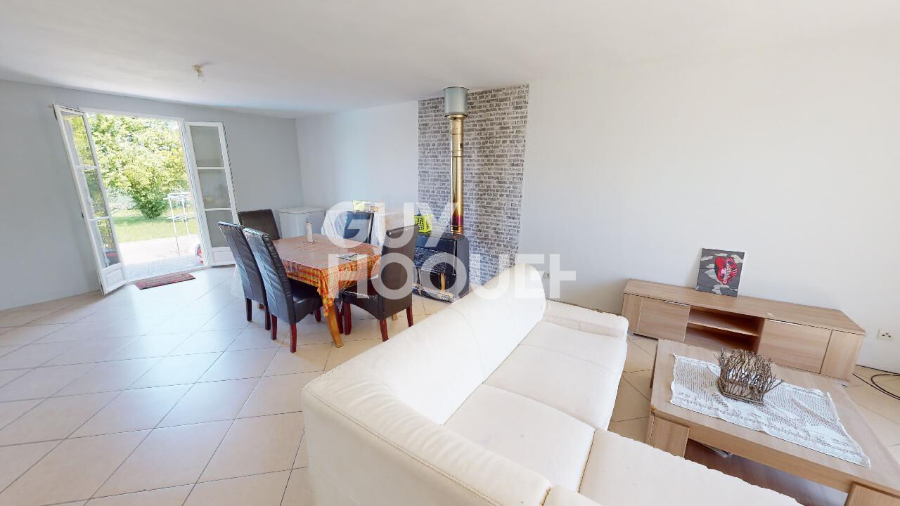 BAYE  - MAISON PLAIN PIED  4 PIÈCES AVEC JARDIN