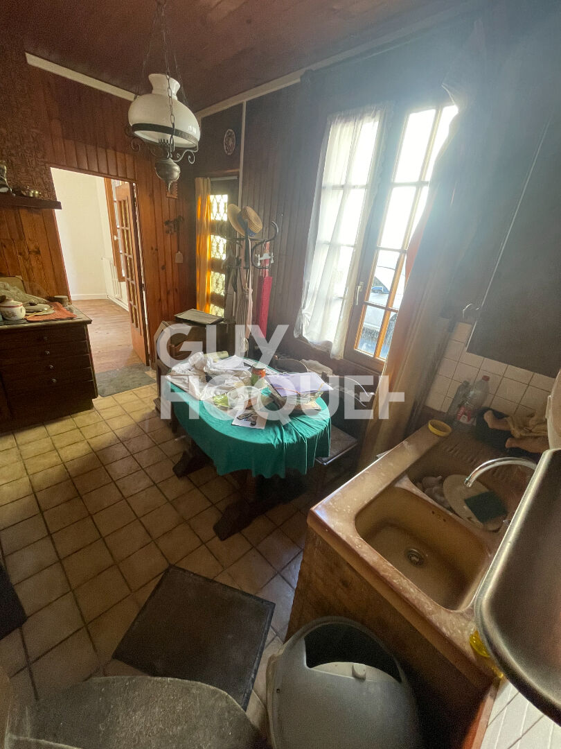 SANS EXTERIEUR  MAISON DE VILLE 2 CHAMBRES BUREAU GARAGE CAVE COTEAU OUEST EPERNAY