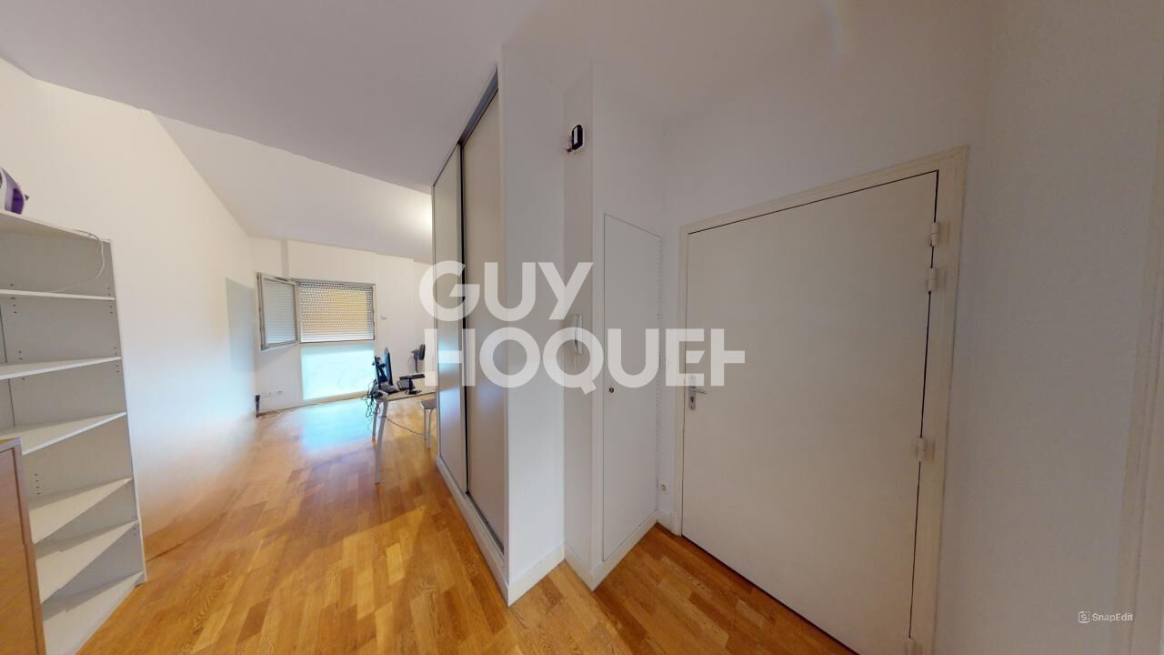 À VENDRE : STUDIO ATTRACTIF EN PLEIN C?UR D'ÉPERNAY - IDÉAL POUR INVESTISSEUR !