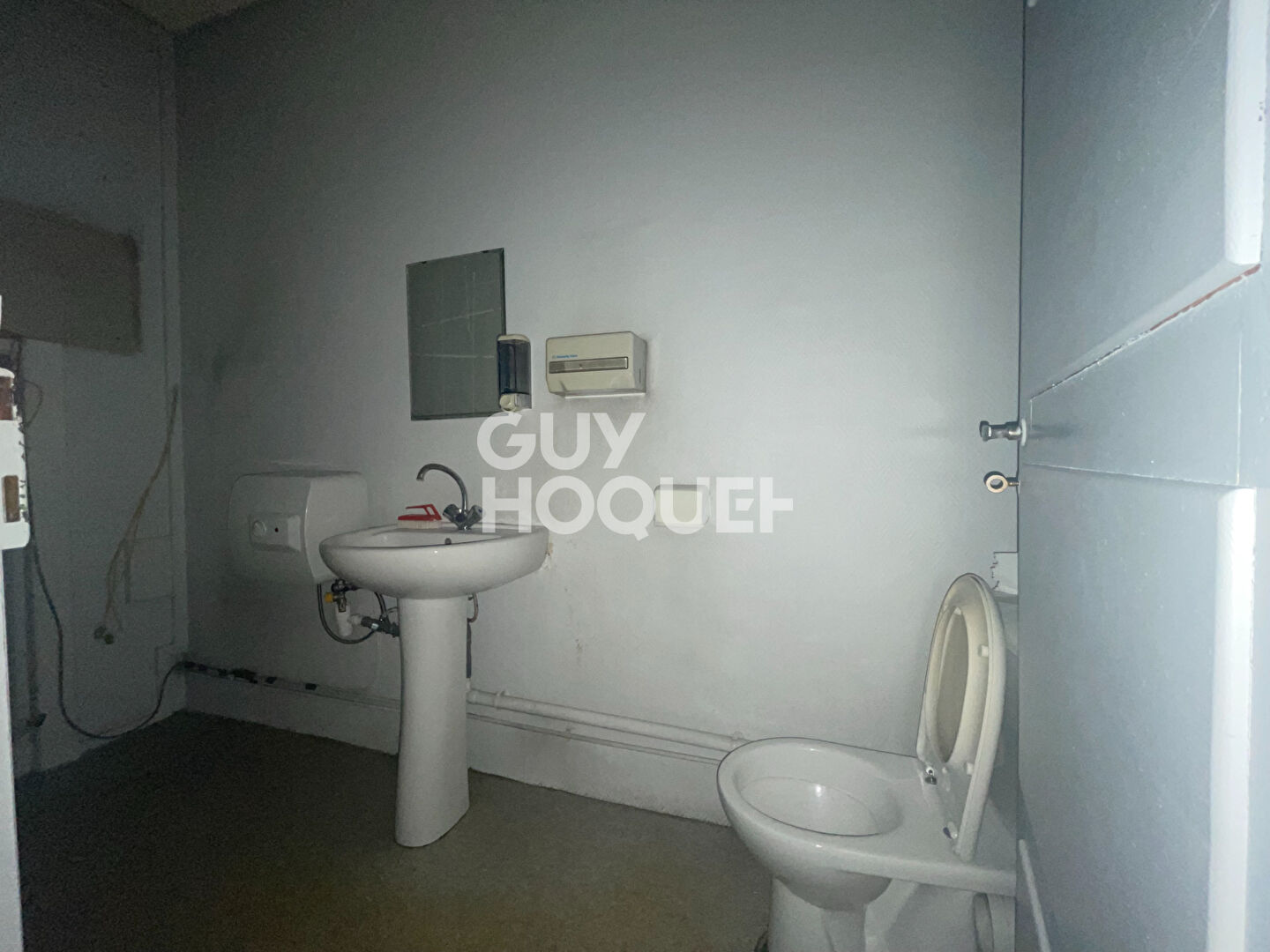 À louer, local commercial à Épernay de 60 m2.