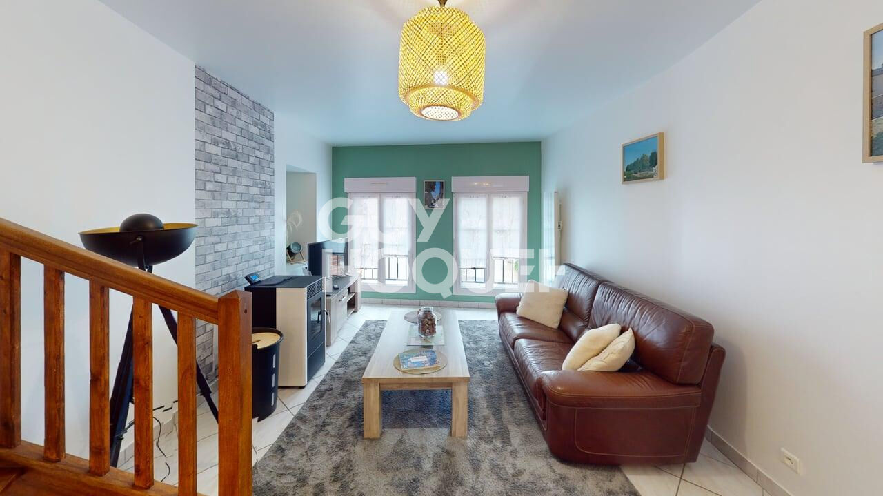 Immeuble de rapport au coeur de Hautvillers  ( MARNE )