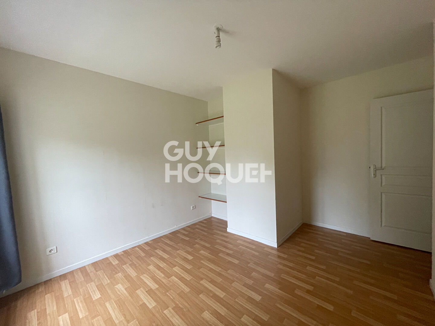 À louer - Charmante maison avec vue sur lac à Juvigny (51)