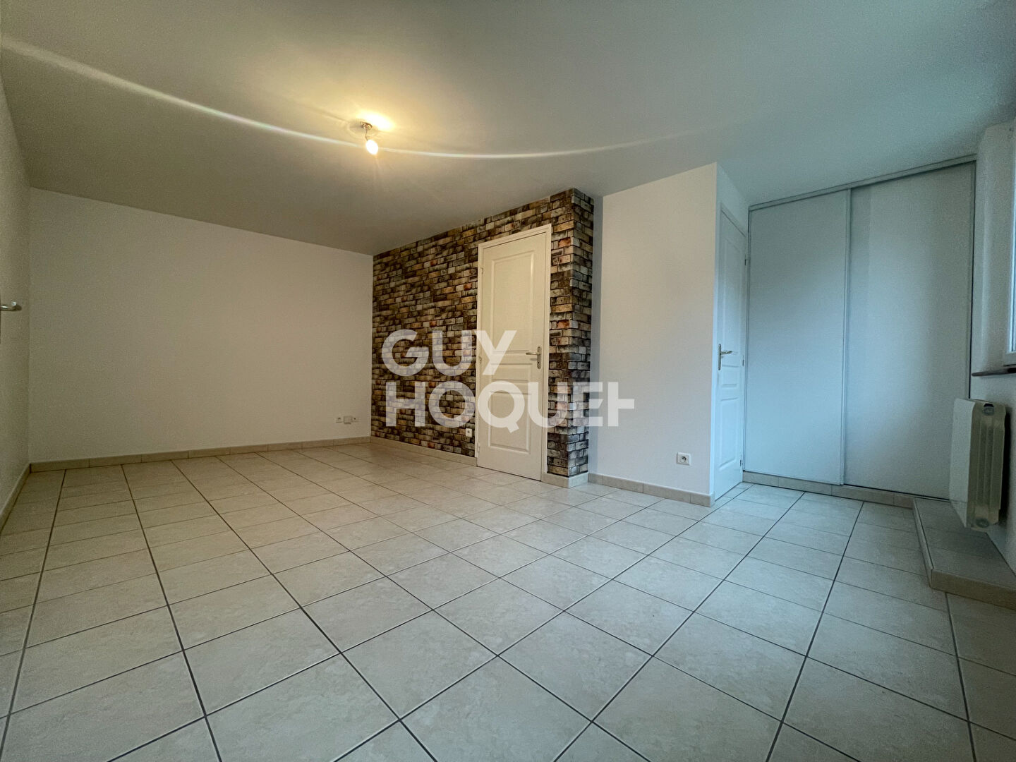 Maison 3 pièces d'une surface habitable de 78 m² à louer à AMBONNAY (51150).