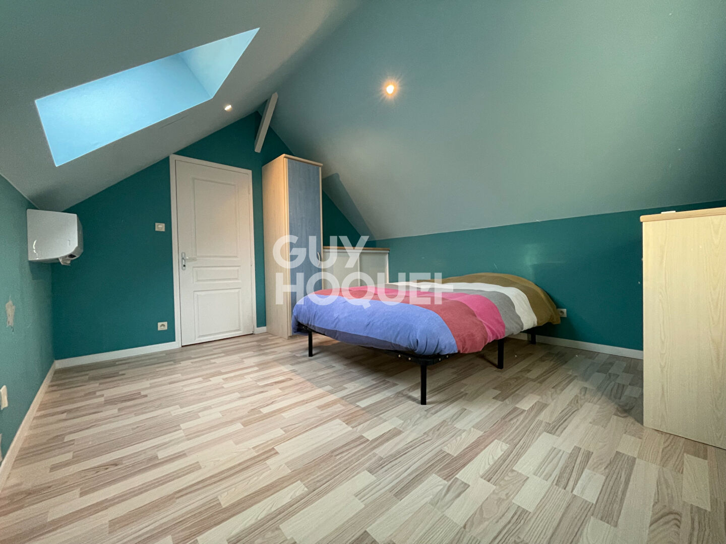 Maison à louer à Épernay avec extérieur et garage