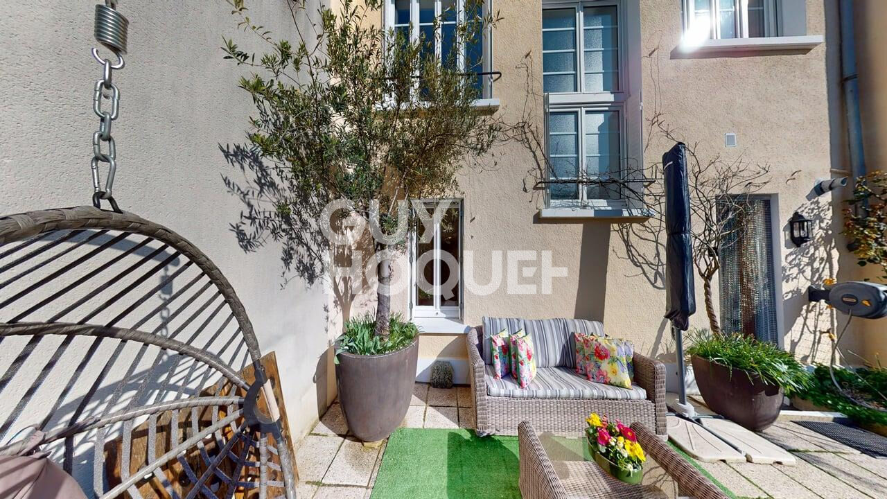 Demeure de charme avec studio indépendant  Épernay secteur Piscine