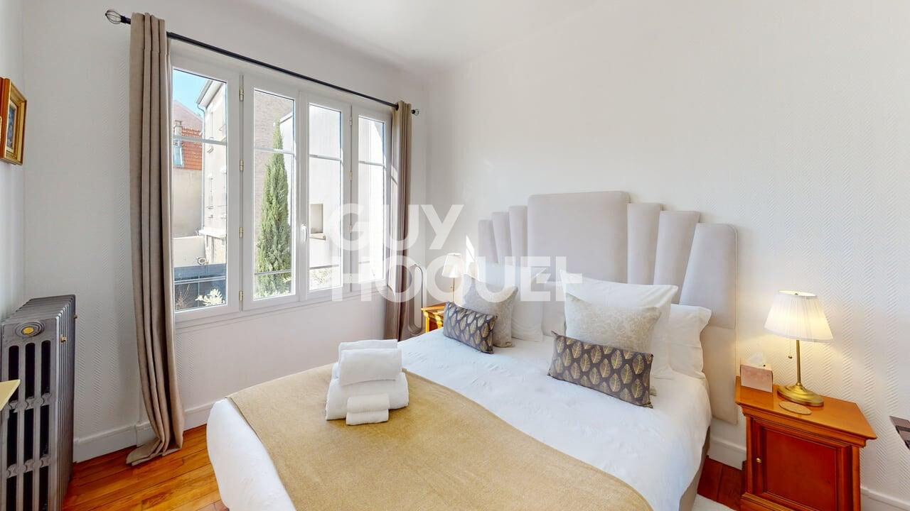 Demeure de charme avec studio indépendant  Épernay secteur Piscine