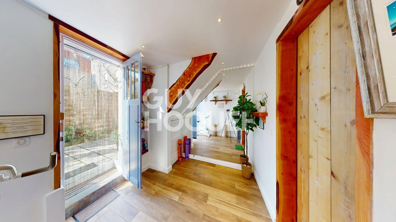 Demeure de charme avec studio indépendant  Épernay secteur Piscine