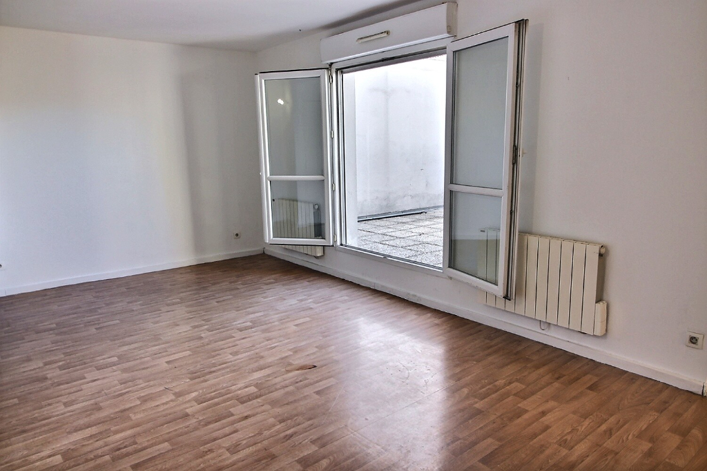 Vente d'un appartement 3 pièces (66 m²) à VILLETANEUSE